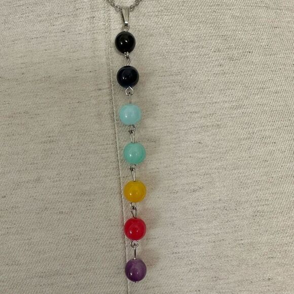 Long beaded chakra pendant necklace - Picture 5 of 12